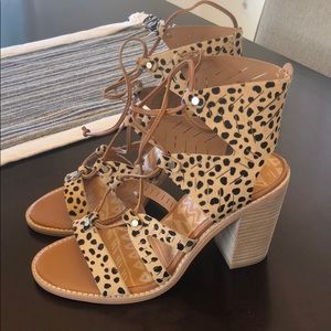Dolce Vita Luci Sandals in Leopard